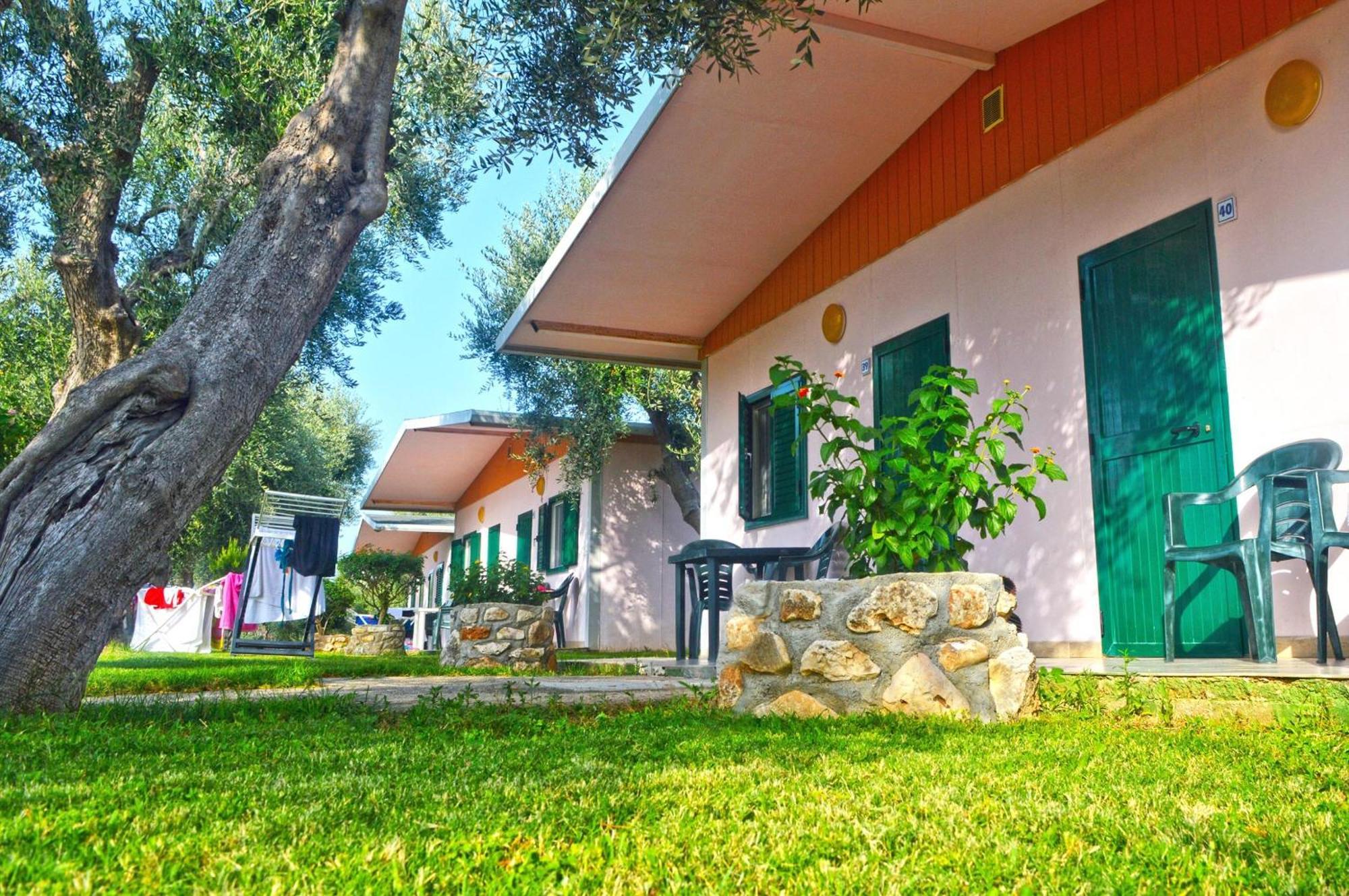 Villaggio Uliveto Роді-Гарганіко Екстер'єр фото